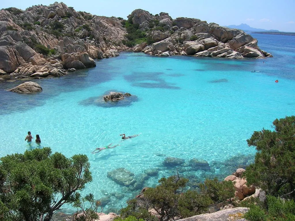 Hotel Mya Porto Cervo 3*,