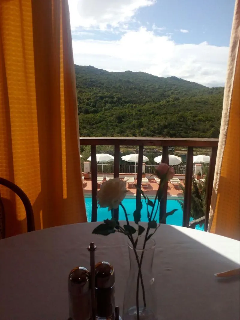Hotel Mya Porto Cervo 3*,  Italy