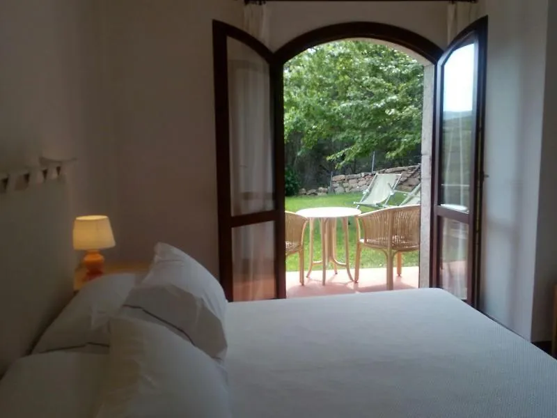 Hotel Mya Porto Cervo 3*,
