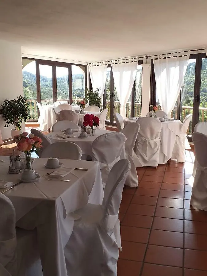 Hotel Mya Porto Cervo 3*,